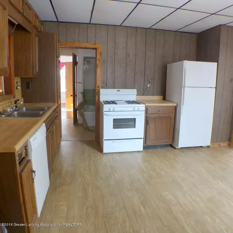 226 E Cherry St, Mason, MI 48854 photo 13