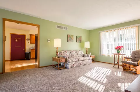 13506 Jennifer Dr, Perry, MI 48872 photo 4