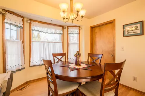 13506 Jennifer Dr, Perry, MI 48872 photo 9