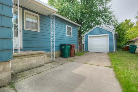 2116 Lyons Ave, Lansing, MI 48910 photo 2