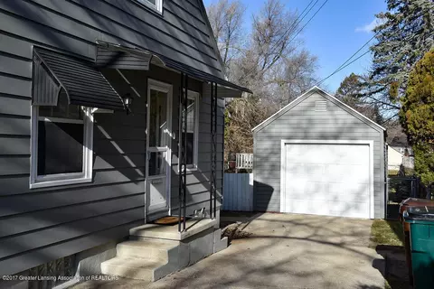 547 E Holmes Rd, Lansing, MI 48910 photo 25
