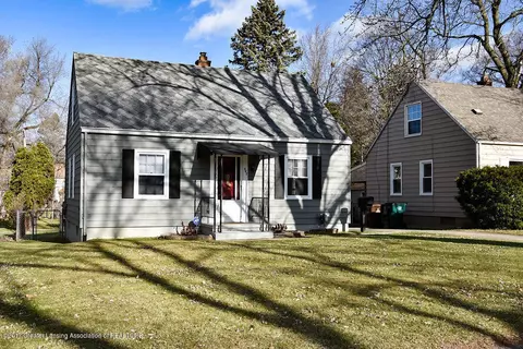 547 E Holmes Rd, Lansing, MI 48910 photo 3