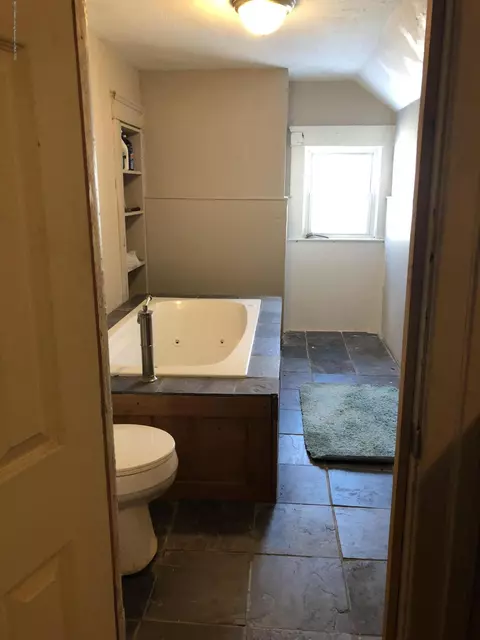 215 E North St, Lansing, MI 48906 photo 16