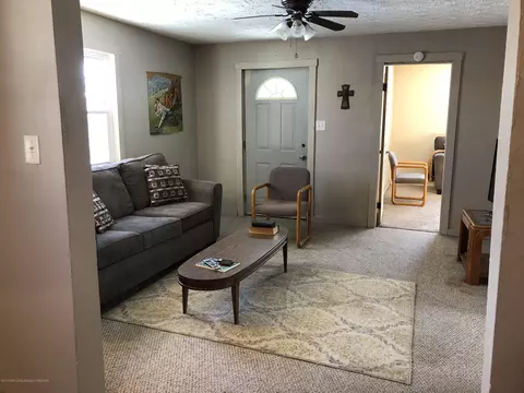 215 E North St, Lansing, MI 48906 photo 2