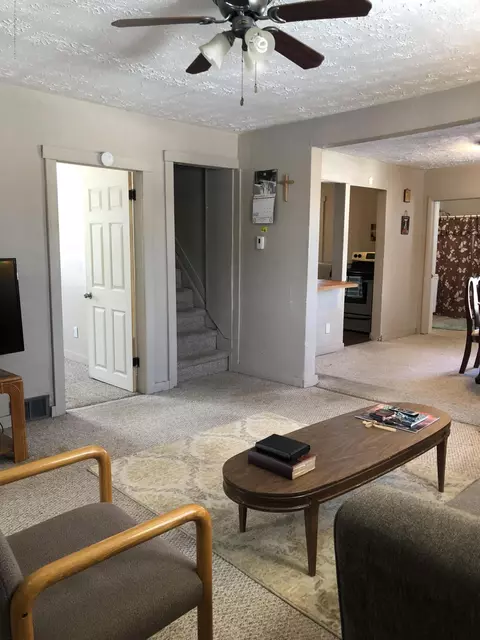 215 E North St, Lansing, MI 48906 photo 3