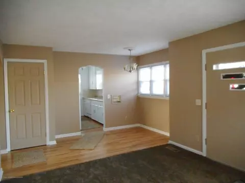 745 Fitting Ave, Lansing, MI 48917 photo 4