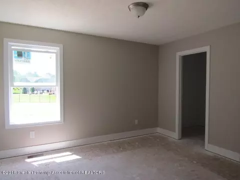 13579 Acacia Ln, Dewitt, MI 48820 photo 9