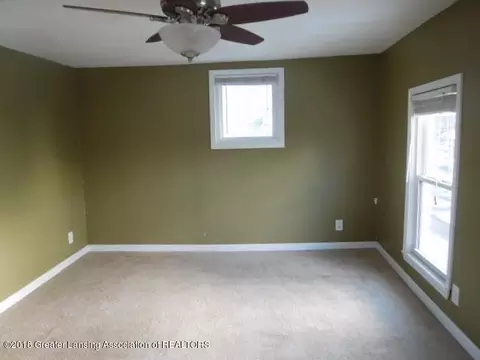 409 E Williams St, Owosso, MI 48867 photo 7