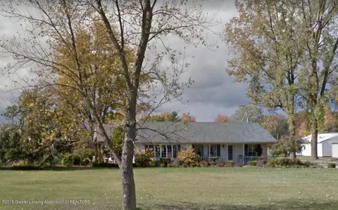 9092 S Airport Rd, Dewitt, MI 48820 photo 1