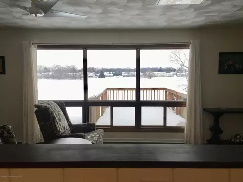 5847 Bois Ile Dr, Haslett, MI 48840 photo 9