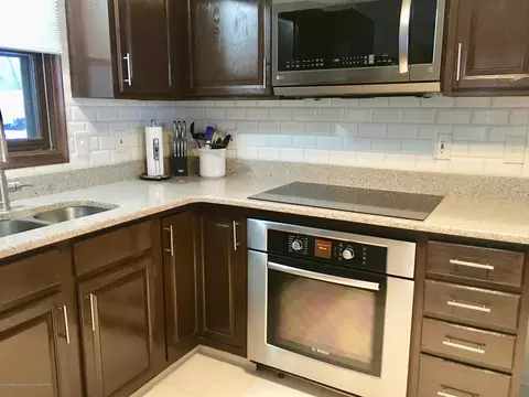 5847 Bois Ile Dr, Haslett, MI 48840 photo 8