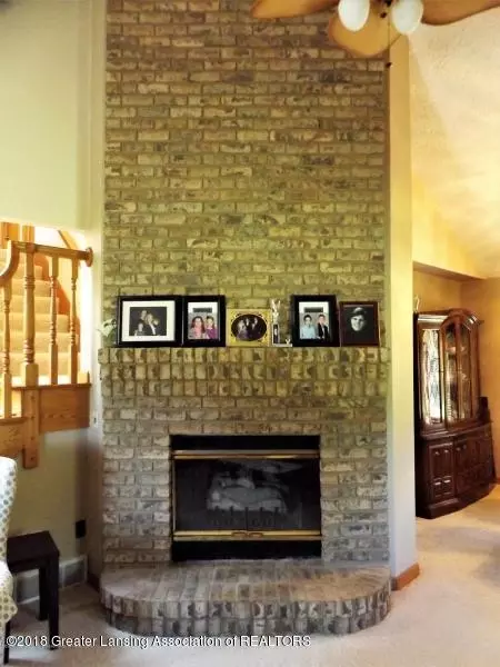 1941 W Herbison Rd, Dewitt, MI 48820 photo 6