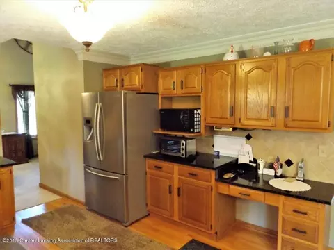 1941 W Herbison Rd, Dewitt, MI 48820 photo 11