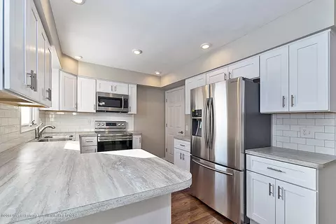 3926 Belding Ct, Okemos, MI 48864 photo 6