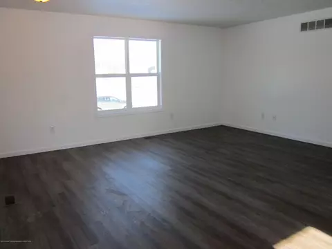 2110 Wayne St, Lansing, MI 48910 photo 7
