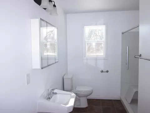 2110 Wayne St, Lansing, MI 48910 photo 8