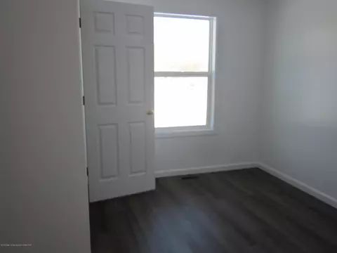 2110 Wayne St, Lansing, MI 48910 photo 10