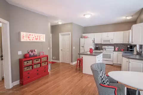 1586 Picadilly Dr, Haslett, MI 48840 photo 15