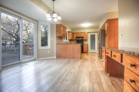 1584 Downing St, Haslett, MI 48840 photo 5