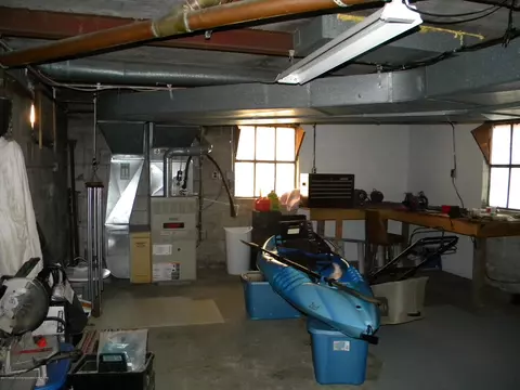 220 S Williams, Perry, MI 48872 photo 21
