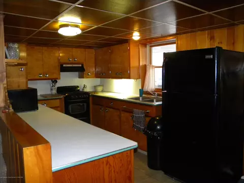 220 S Williams, Perry, MI 48872 photo 17