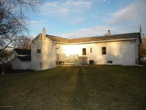 220 S Williams, Perry, MI 48872 photo 3
