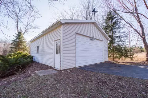 11382 Risner Ln, Eaton Rapids, MI 48827 photo 48