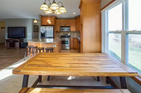 11382 Risner Ln, Eaton Rapids, MI 48827 photo 6