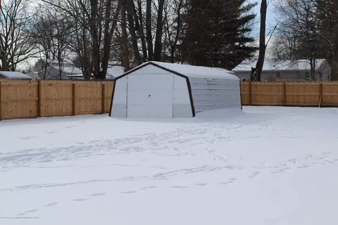 6314 Cooper Rd, Lansing, MI 48911 photo 5