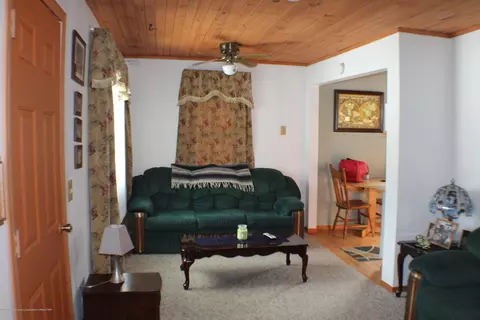 6314 Cooper Rd, Lansing, MI 48911 photo 9
