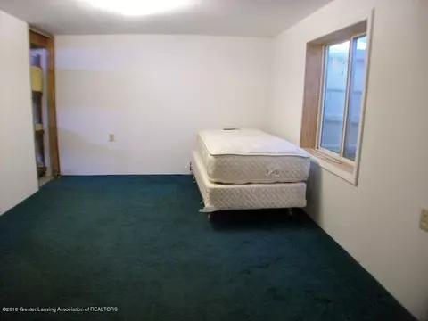 711 E Willard Ave, Lansing, MI 48910 photo 18