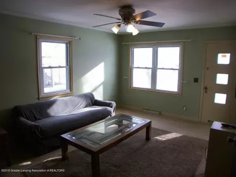 711 E Willard Ave, Lansing, MI 48910 photo 6