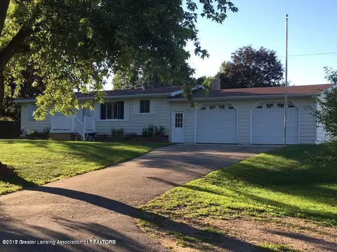 7201 Howe Rd, Bath, MI 48808 photo 2