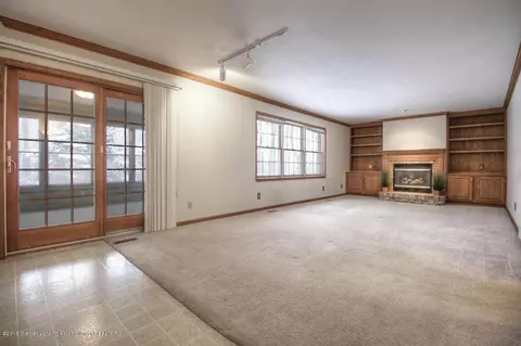 3894 White Pine Dr, Dewitt, MI 48820 photo 8