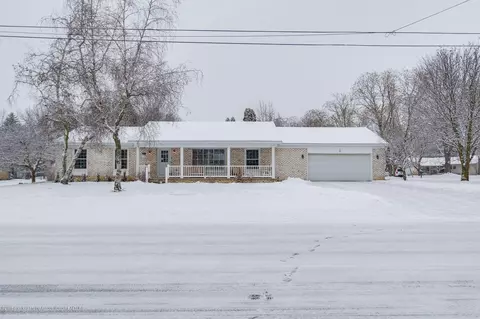 759 E Maple St, Mason, MI 48854 photo 1