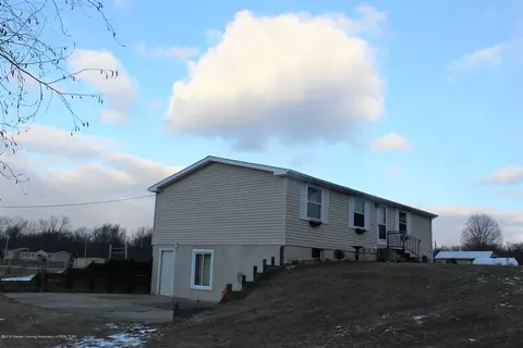 9230 Benn Rd, Parma, MI 49269 photo 2