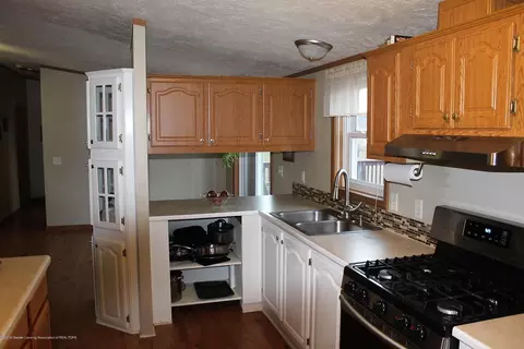 9230 Benn Rd, Parma, MI 49269 photo 10