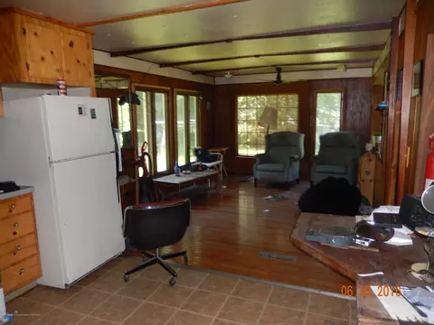 8488 Riverview Dr, Lyons, MI 48851 photo 4