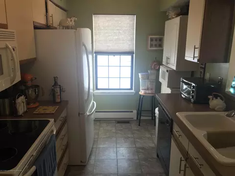 460 Red Cedar, Williamston, MI 48895 photo 6