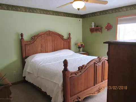 6129 Lansing Rd, Perry, MI 48872 photo 12