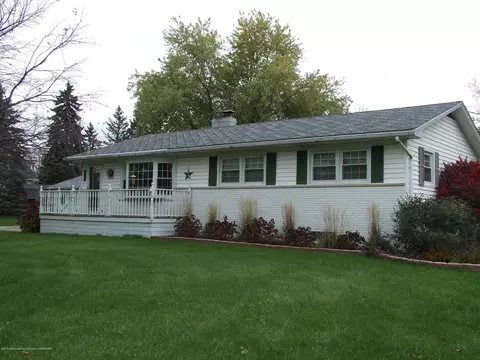 2536 Pine Tree Rd, Holt, MI 48842 photo 2