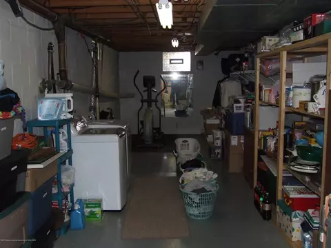 2536 Pine Tree Rd, Holt, MI 48842 photo 30