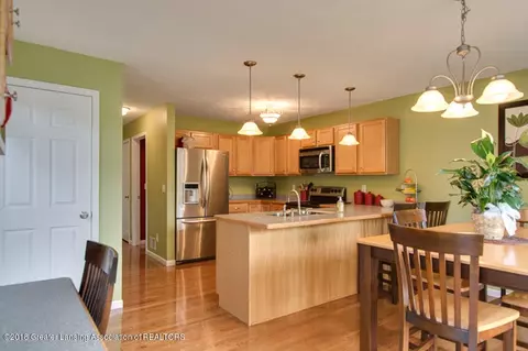 818 Blacksmith Trl, Williamston, MI 48895 photo 6