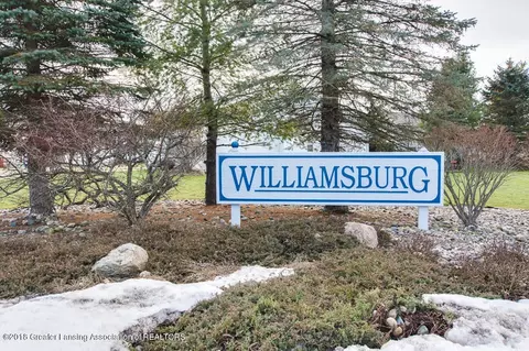 818 Blacksmith Trl, Williamston, MI 48895 photo 4