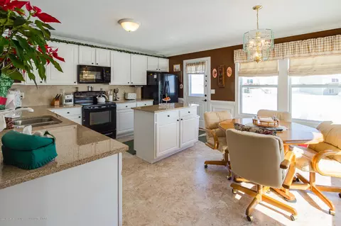 337 Redcedar Ln, Mason, MI 48854 photo 16