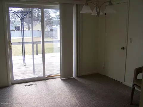218 E Hamlin St, Eaton Rapids, MI 48827 photo 12