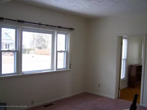 218 E Hamlin St, Eaton Rapids, MI 48827 photo 7