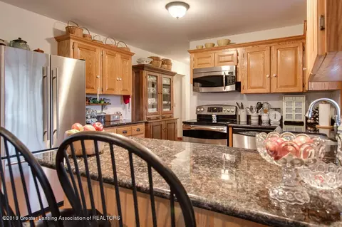 2087 Mitchell Rd, Williamston, MI 48895 photo 6