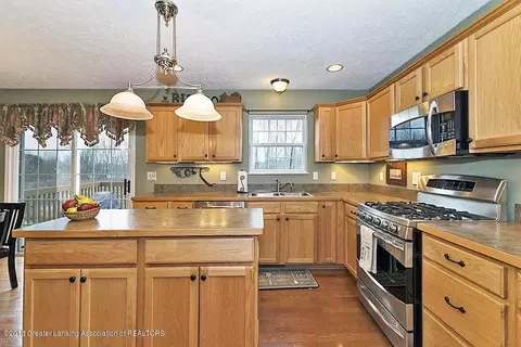 377 Split Rail, Williamston, MI 48895 photo 15
