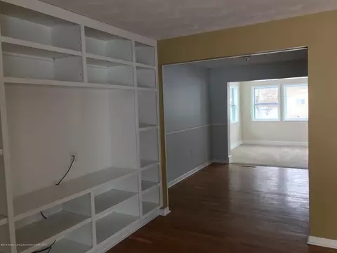 1713 E Stoll Rd, Lansing, MI 48906 photo 9